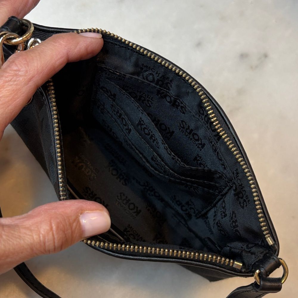 Michael Kors Bag Purse Handbag Mini Bag Signature MK Demi Wristlet Pocketbook - Picture 9 of 12